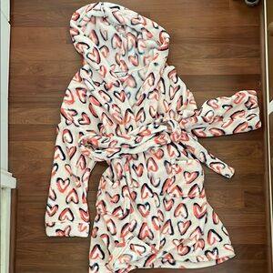 Vera Bradley Robe with hoodie and tie 🩷🩷